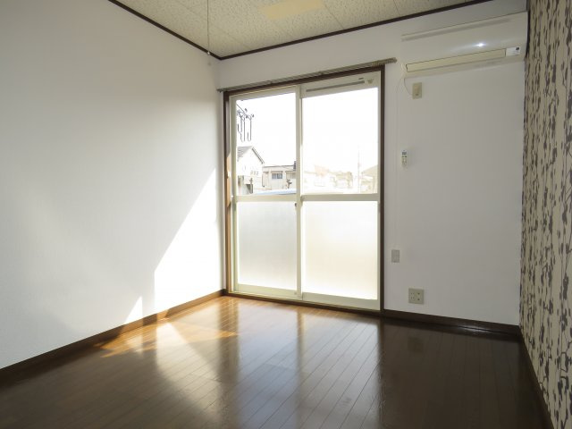 クロノス霞ヶ関の洋室