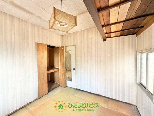 久喜市栗橋東5丁目　中古一戸建ての洋室|2026年8月14日　撮影