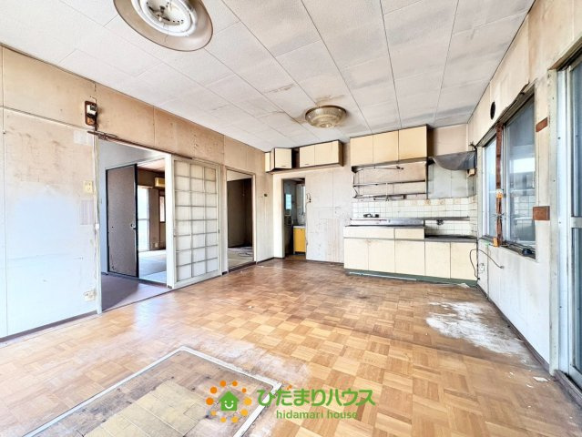 久喜市栗橋東5丁目　中古一戸建ての居間・リビング|2026年8月14日　撮影