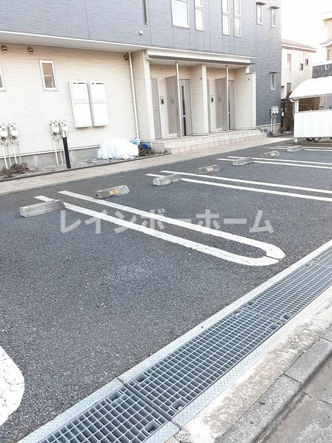 アプローズ・Ｍの駐車場