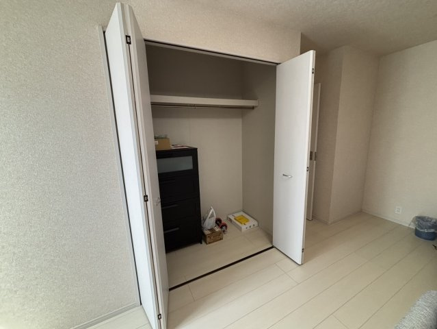 野田市宮崎　中古戸建　平成26年築の収納|8.7帖洋室　クローゼット