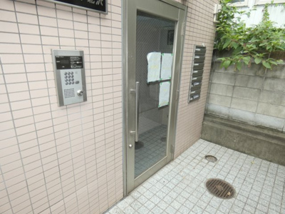 【エントランス】