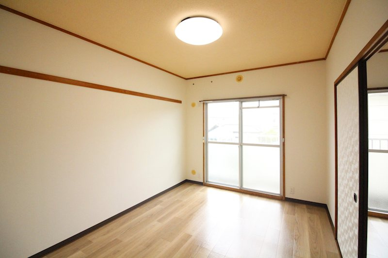 池之端ハイツの内装
