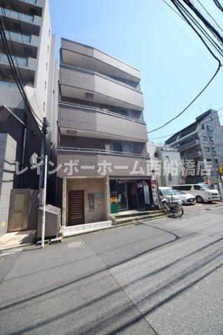 クリスタルステーション