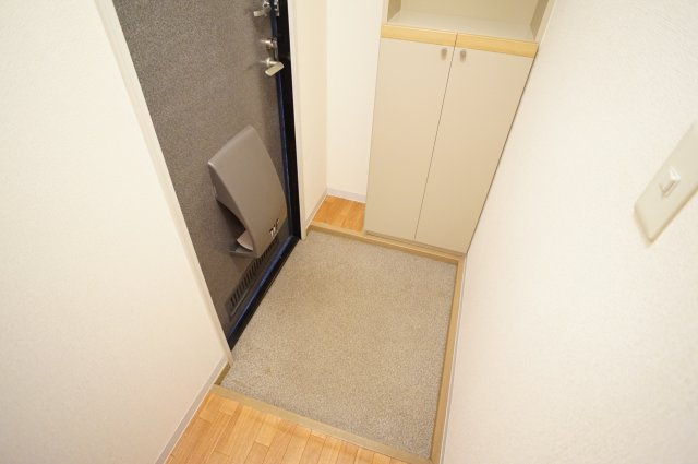 クレール宝塚（米谷）の玄関
