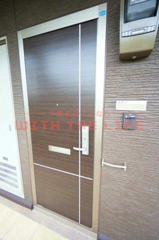 レスピラールⅠ【キャッシュバック対象物件】のエントランス|落ち着いたエントランスです