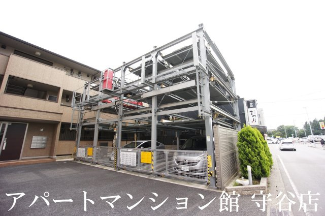 Bright oneの駐車場