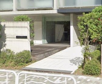 ニューシティアパートメンツ亀戸のエントランス