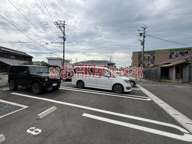 ヴィラ グレースの駐車場|駐車場があります