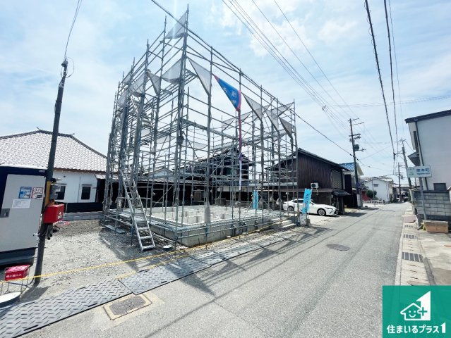 小野市東本町　第3　新築一戸建ての外観|周辺は落ち着いた街並みの住宅地！子育てがしやすい住環境です！まだ未完成ですが、現地でしかわからない事もございます。是非一度ご覧ください。
