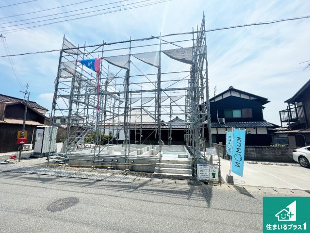 小野市東本町　第3　新築一戸建ての外観|周辺は落ち着いた街並みの住宅地！子育てがしやすい住環境です！まだ未完成ですが、現地でしかわからない事もございます。是非一度ご覧ください。