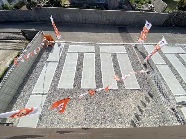 南城市大里稲嶺　2期（全2棟）1号棟の駐車場|※同仕様写真です