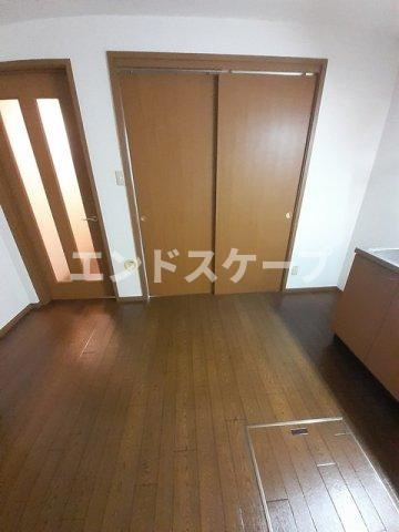 ソレアードＢの居間・リビング|高崎、前橋のお部屋探しはエンドスケープまで！お客様の理想お聞かせ下さい♪