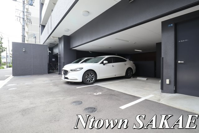 【駐車場】 | エステムコート名古屋セントリア | 車をお持ちの方に嬉しい駐車場付きの物件です
