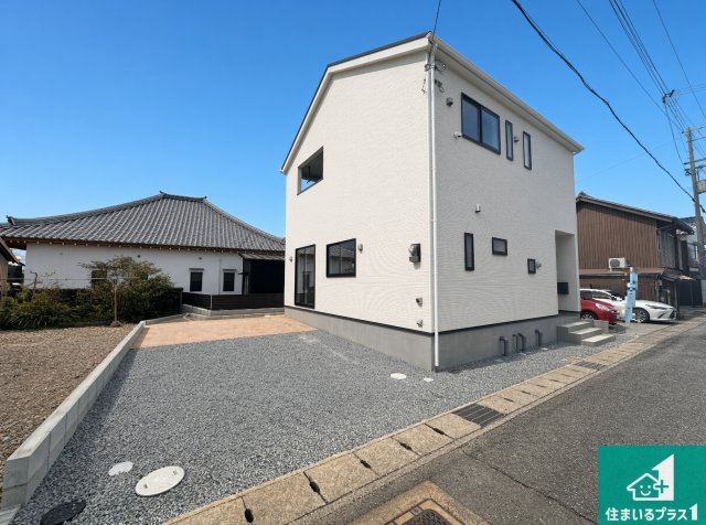 小野市東本町　第3　新築一戸建ての外観|安心の10年保証！外観を美しく保ち、雨水で汚れを落とします！気になることがありましたら、お気軽にお問い合わせください！