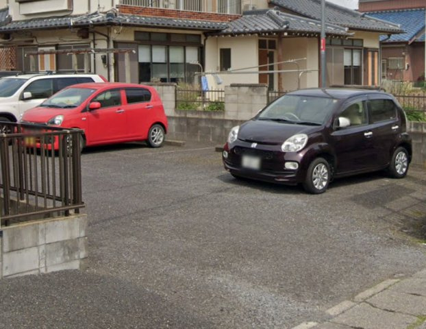 久保田ハイツ1号館の駐車場