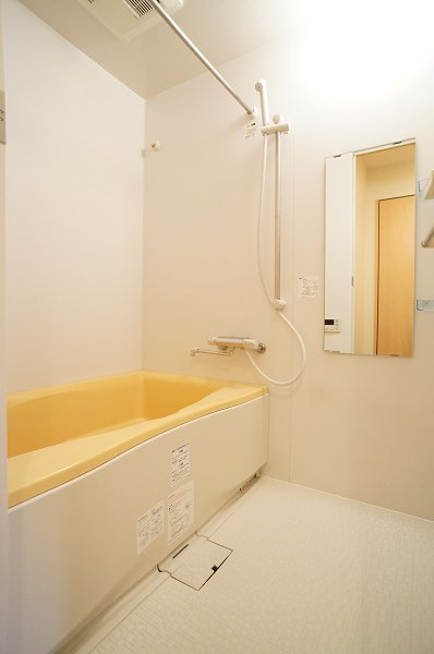 墨田区菊川１丁目の賃貸マンションの浴室|一日の疲れを癒すのはやっぱりお風呂ですね♪追焚きあり♪浴室乾燥機付き♪