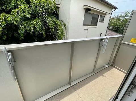 【バルコニー】アンジュール代田