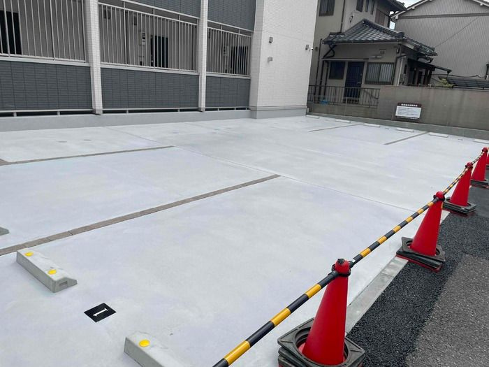 ラフィネ港明の駐車場|カースペースがあります