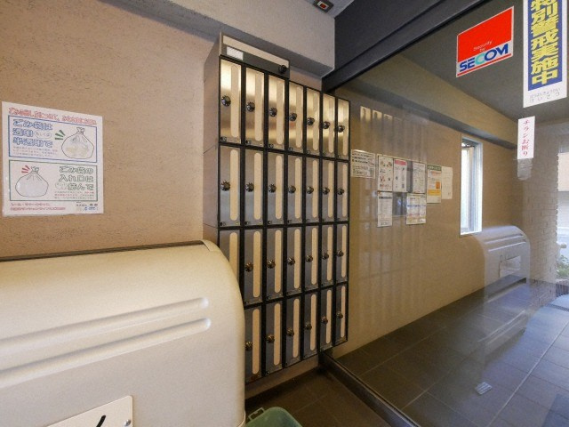 大阪市浪速区戎本町１丁目の賃貸マンションのバルコニー