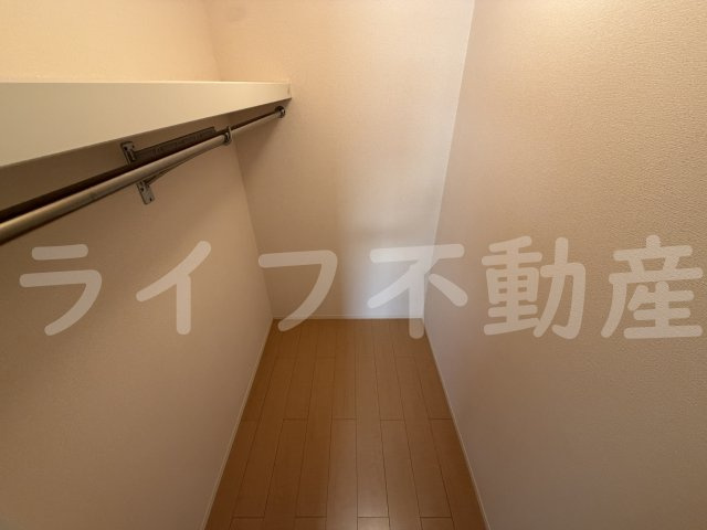 ピンブルコートの収納