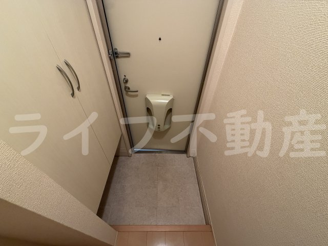 ピンブルコートの玄関
