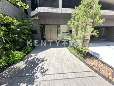 【エントランス】 | Ｋ－ｒｅｓｉｄｅｎｃｅ蒲田 | 落ち着いたエントランスです