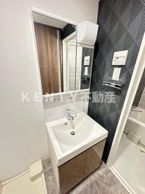 【洗面所】 | Ｋ－ｒｅｓｉｄｅｎｃｅ蒲田 | ゆったりとスペースのある洗面所