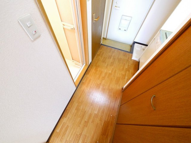 る・いりーでのその他|廊下部分も明るいです