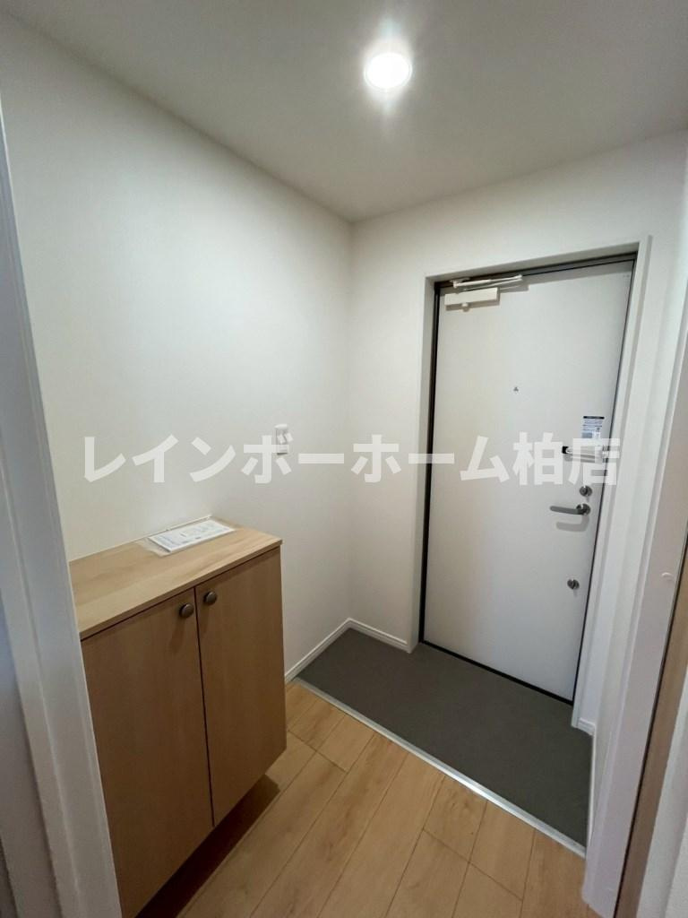 特典：仲介手数料が無料です!!の玄関|※別部屋参考写真。