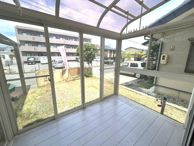 中古戸建　長野市稲里町中央三丁目の設備|サンルーム