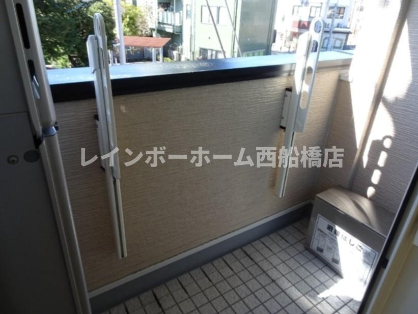 ベイホーム市川のバルコニー