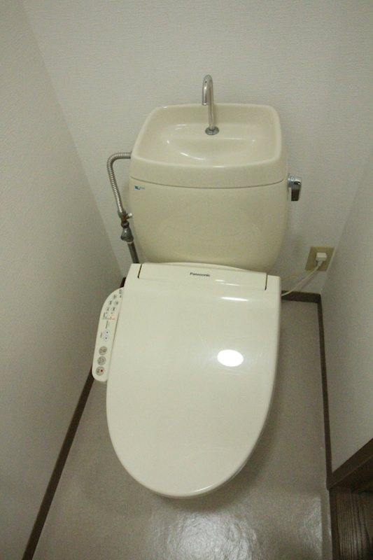 マーメゾン常盤のトイレ
