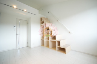 【居間・リビング】 | AKメゾン南太田 | 同一仕様