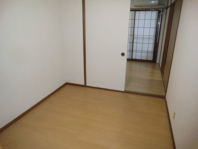 丸山ビルの居間・リビング