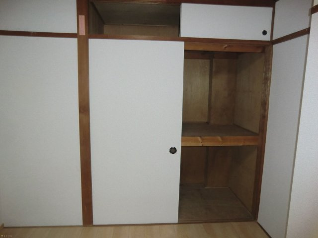 丸山ビルの収納