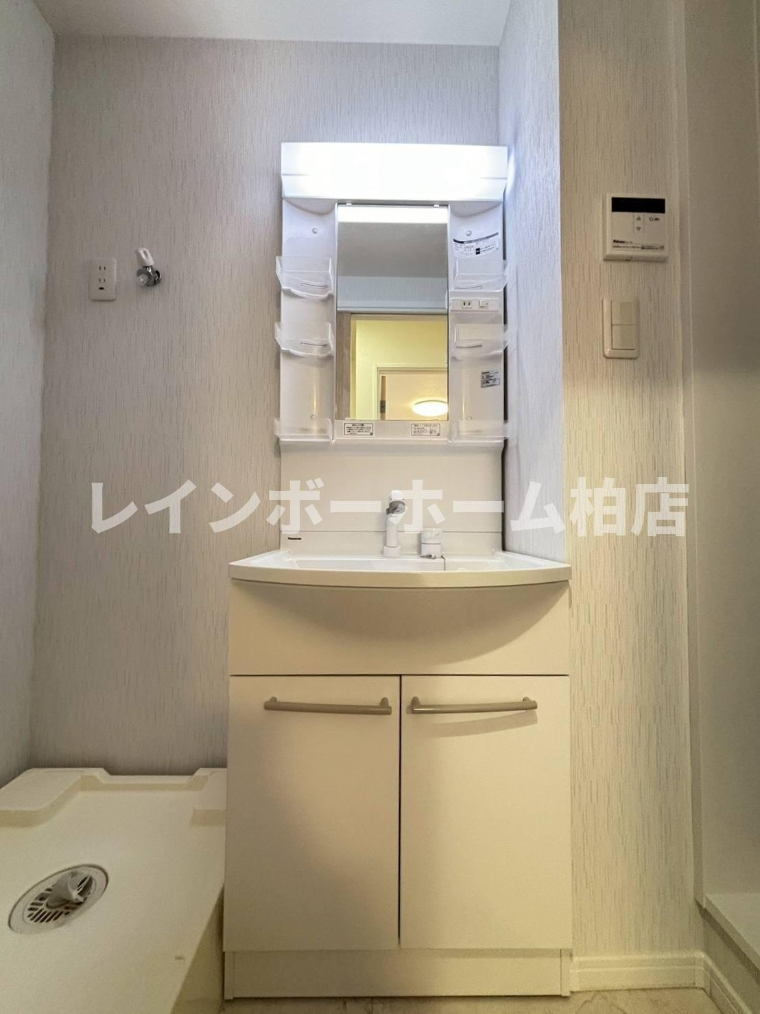 特典：仲介手数料が無料です!!の洗面所|※別部屋参考写真。