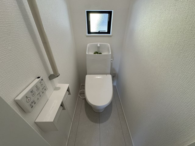 神戸市須磨区白川台2丁目　新築戸建のトイレ
