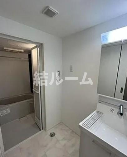 北区西ケ原３丁目の賃貸マンションの洗面所