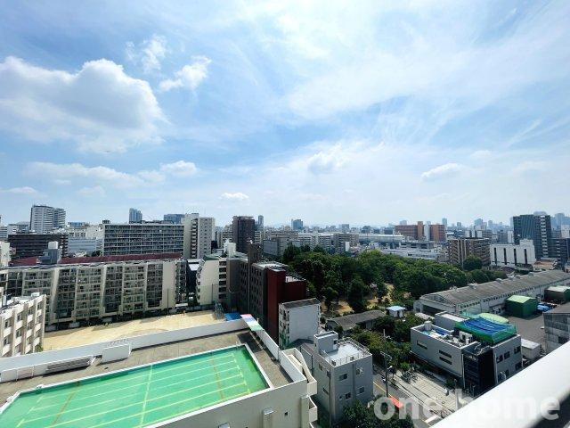 ファミール北大阪パークサイドの展望|◆東側バルコニーからの眺望です！
◆15階建て12階部分につき、眺望良好！遠くまで広がる開放感のある景色をお楽しみいただけます！