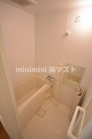 プリンス阿波座の浴室