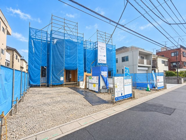 三郷市　東町　新築戸建　全2棟の前面道路含む現地写真|前面道路含む現地写真です