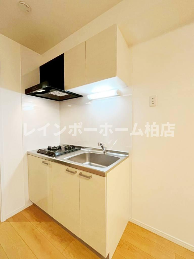 特典：仲介手数料が無料です!!のキッチン|※別部屋参考写真。