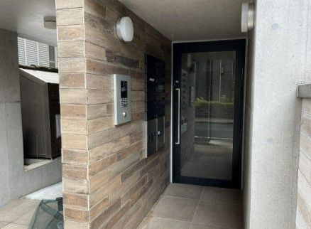 ロータス板橋のエントランス