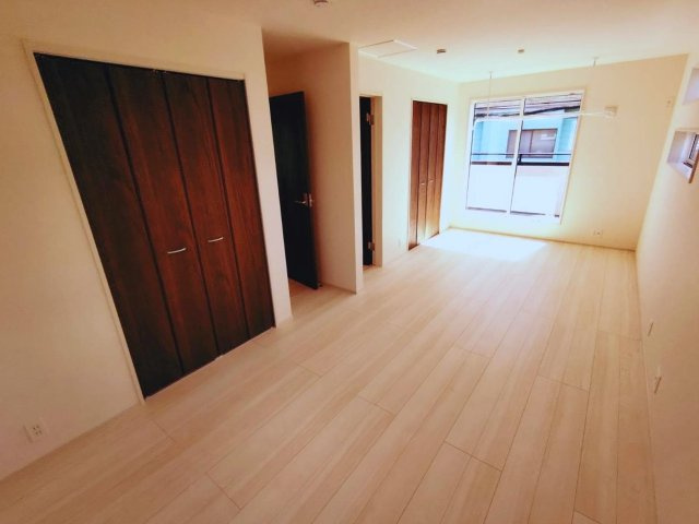新築戸建の洋室