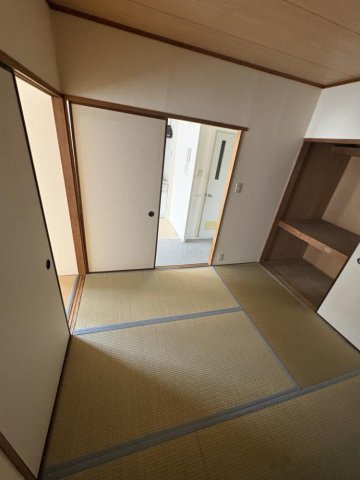【和室】 | 千里関大前コーポラスB棟 | 来客時にも便利な和室付き