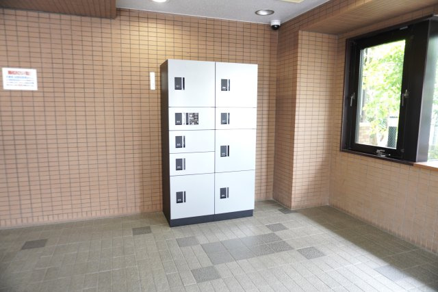 ライオンズマンション草加西町の設備|宅配ボックス