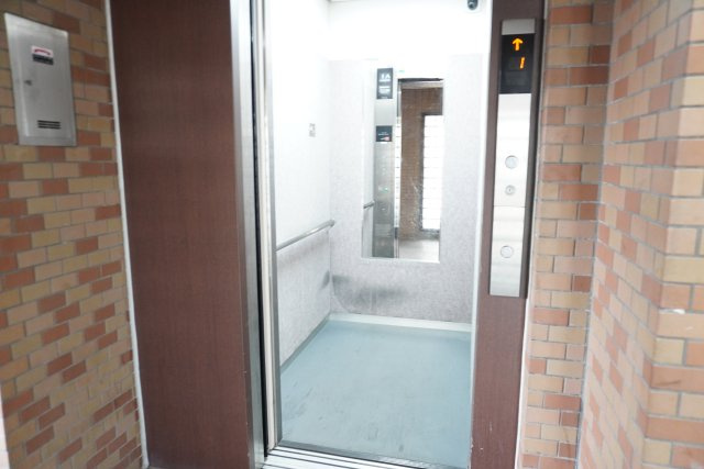 ライオンズマンション草加西町のその他共用部分|エレベーター