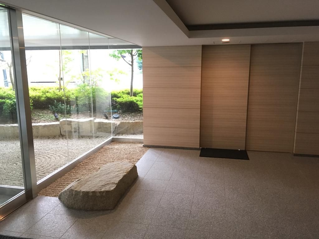 ブランズ本郷真砂のロビー