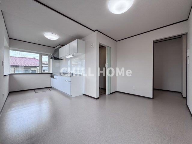 城東町４丁目貸住宅　２Ｆの居間・リビング|当社、チルホームのHPもご覧ください(^^)/物件情報多数♪